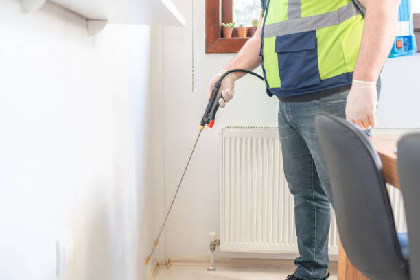 Best Cockroach Control Services  in Salina, KS